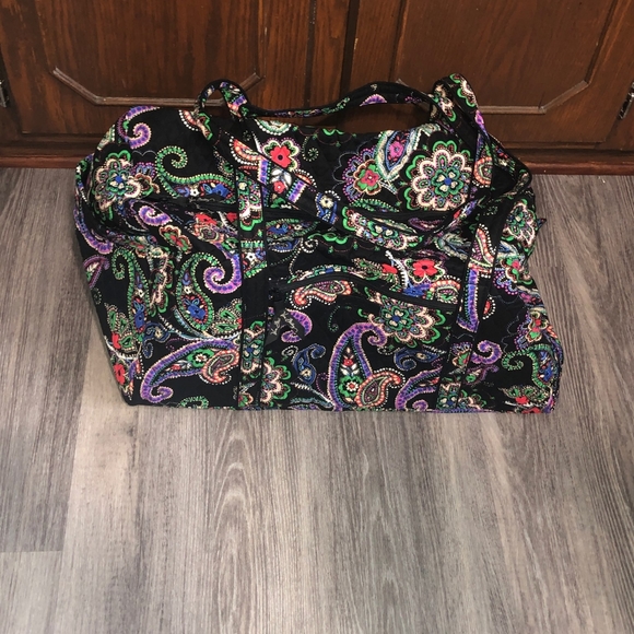 Vera Bradley Handbags - Vera Bradley duffel bag